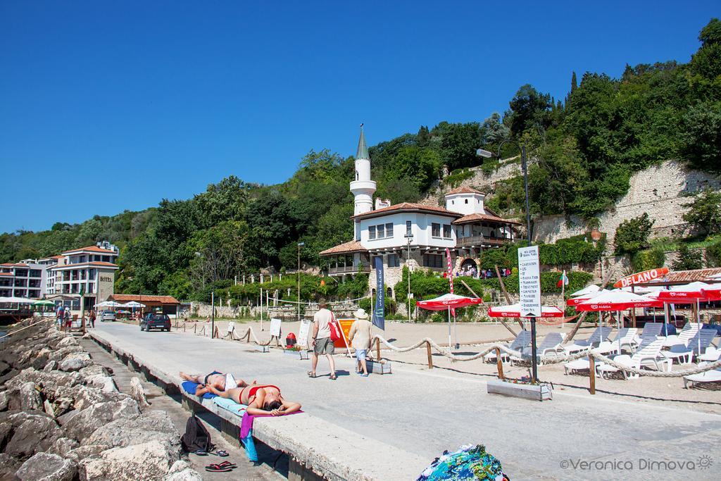 Bisser Hotel - Free Parking - Free Pool Access Baltsjik Eksteriør bilde